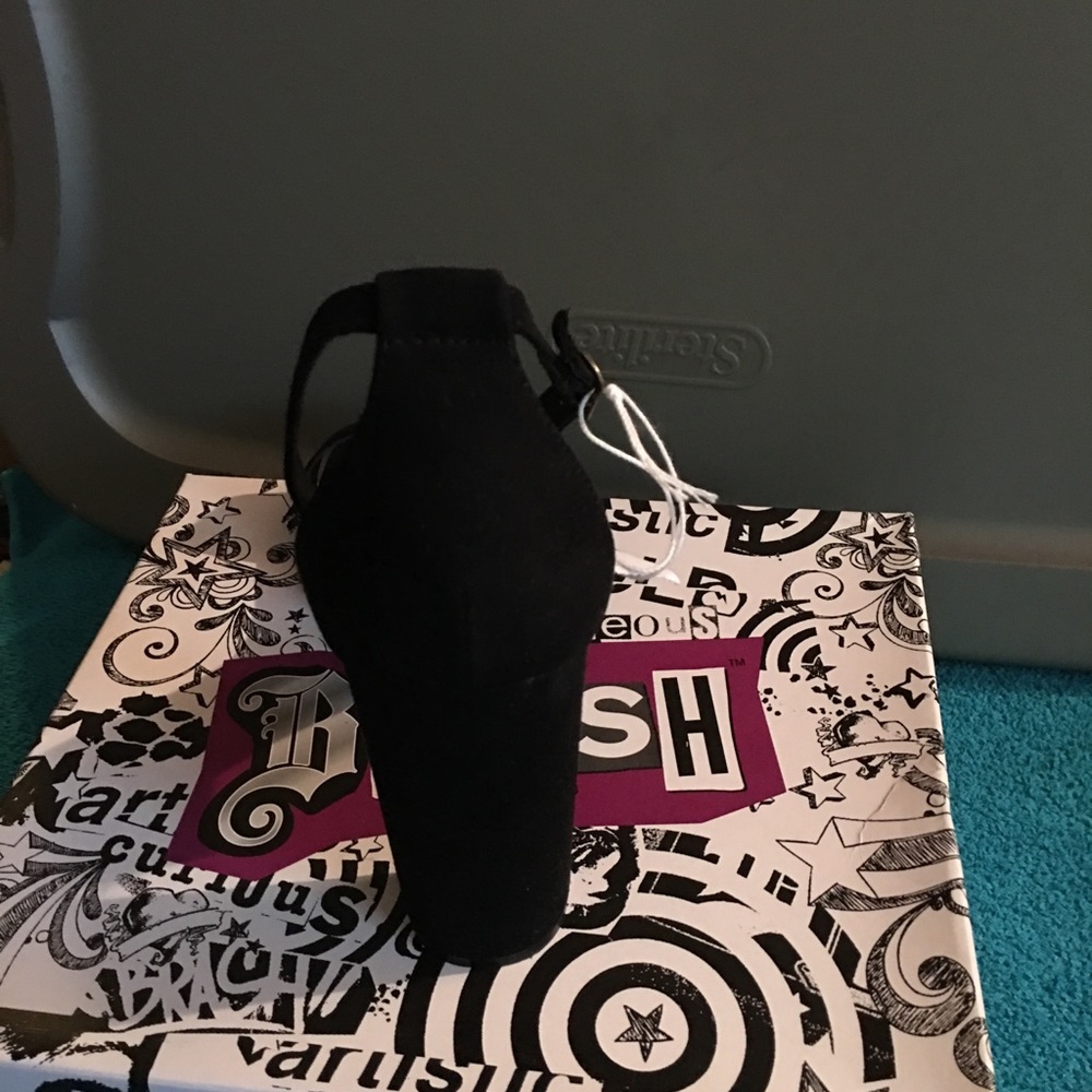 ❤️❤️ cute NWT black sandals 👡 very comfortable - Picture 5 of 5